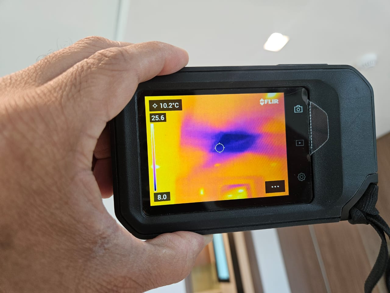 Al Zahia family villa — heat loss and thermal imaging during pre-handover structural inspection in Sharjah